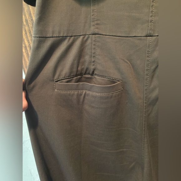 Banana Republic Jumpsuit - Size 6 - Picture 3 of 6